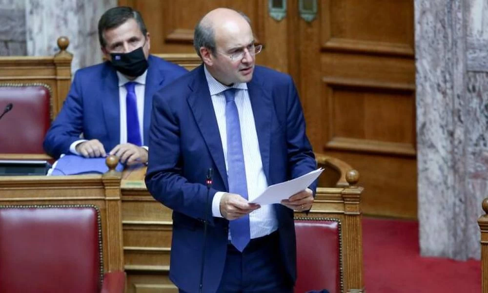 Βουλή: Πέρασε η τροπολογία για την ιδιωτικοποίηση της ΛΑΡΚΟ